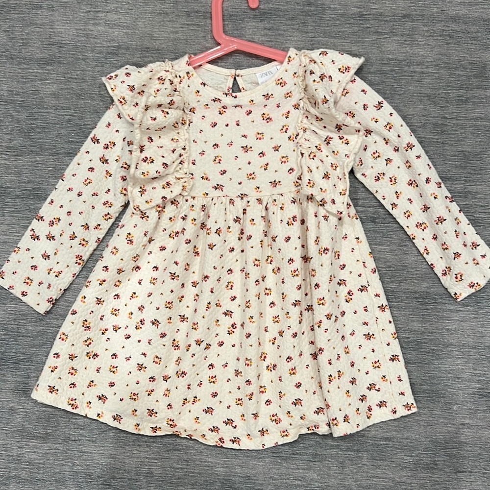 Zara Kids Floral Dress 4T 5T